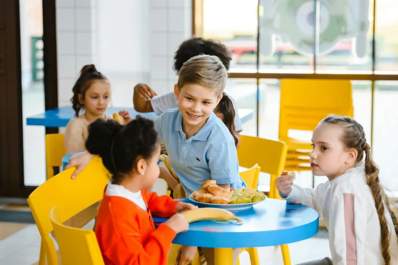 While Britain Serves Nuggets, French Six-Year-Olds Dine on Coq au Vin: The Cantine Revolution We're Missing