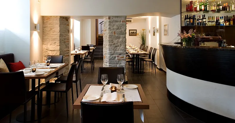 What the Plate Is Actually Saying: A Guide to Reading French Restaurant Presentation